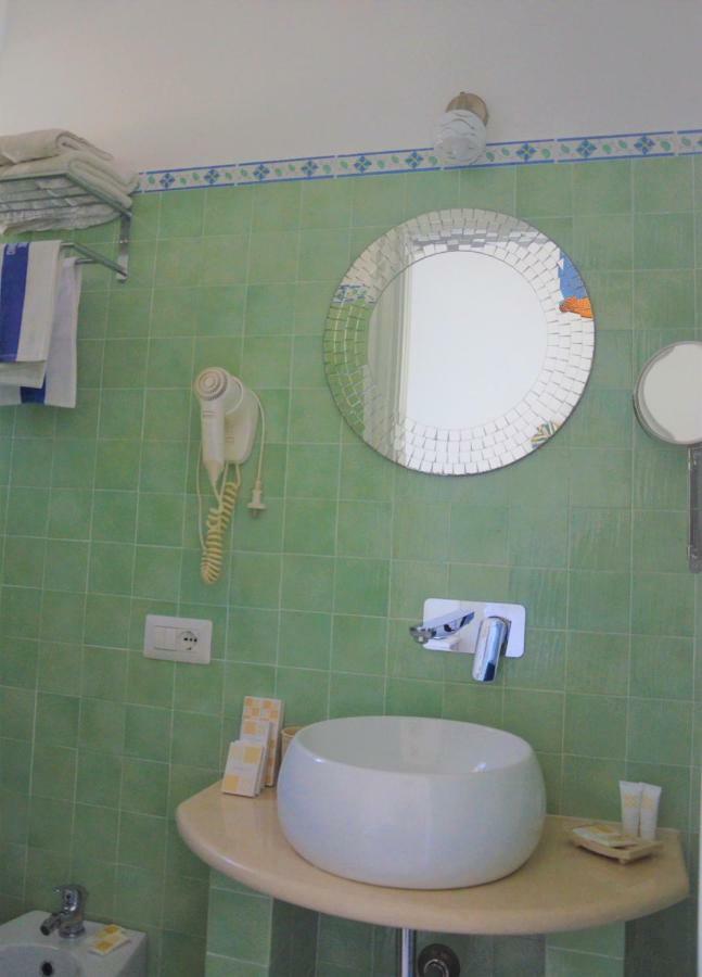 Hotel Guarracino カプリ エクステリア 写真